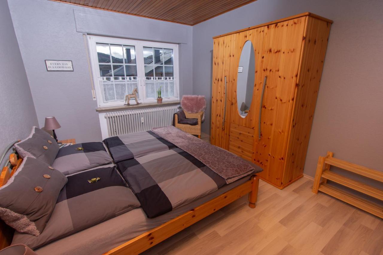 Ferienwohnung Weingut Kdm Kröv Exteriör bild