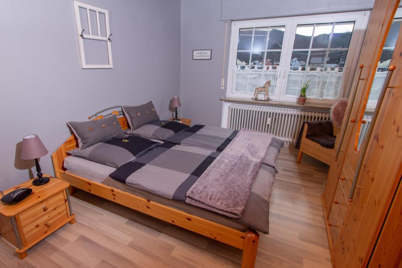 Ferienwohnung Weingut Kdm Kröv Exteriör bild